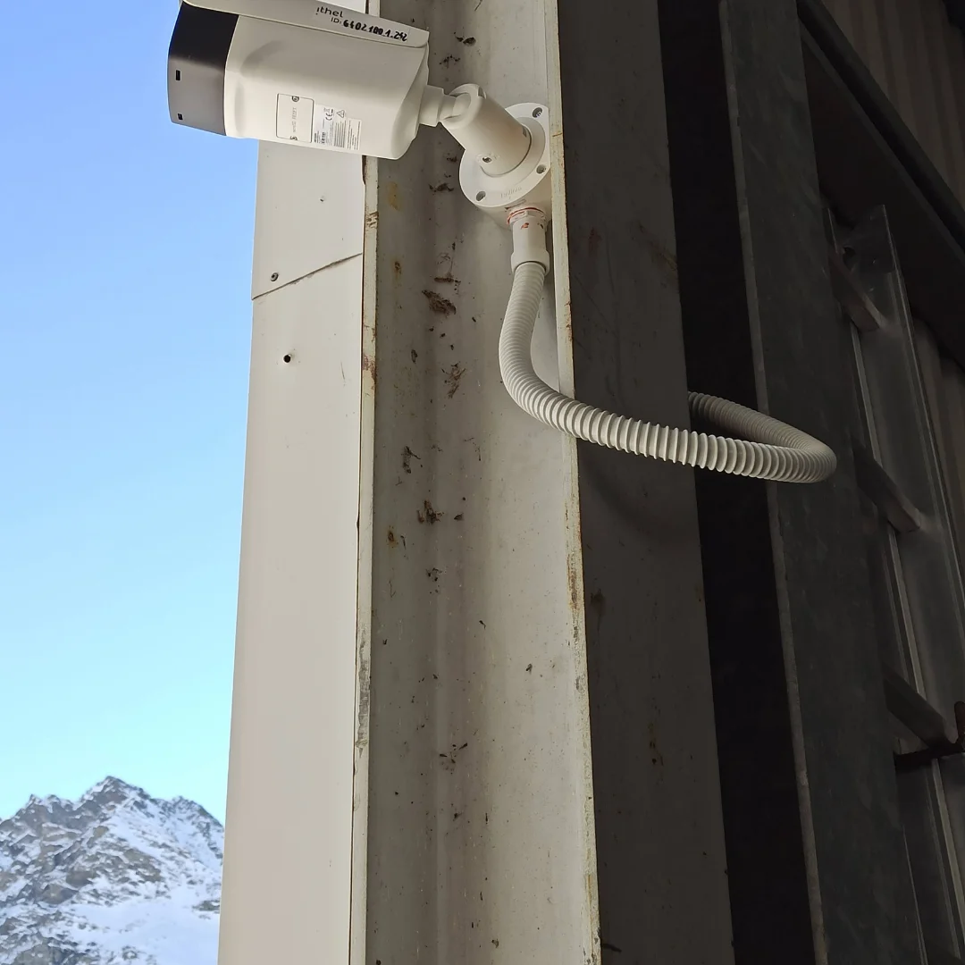 Sistema di videosorveglianza stazione funivia - Telecamere IP per monitoraggio accessi e sicurezza impianti a fune